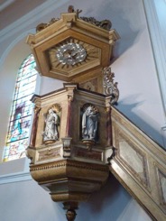 Photo de la chaire de l'église de Feldkirch